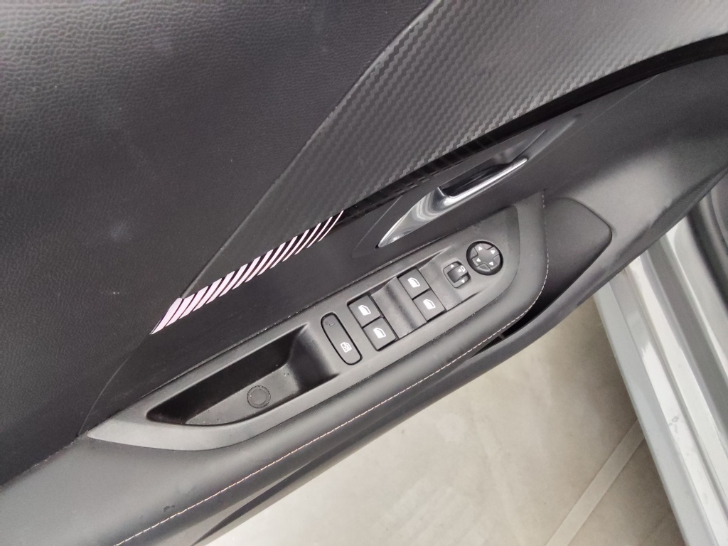 PEUGEOT 208 1.2 100CH S&S ALLURE - ref: 72611 - Photo 18