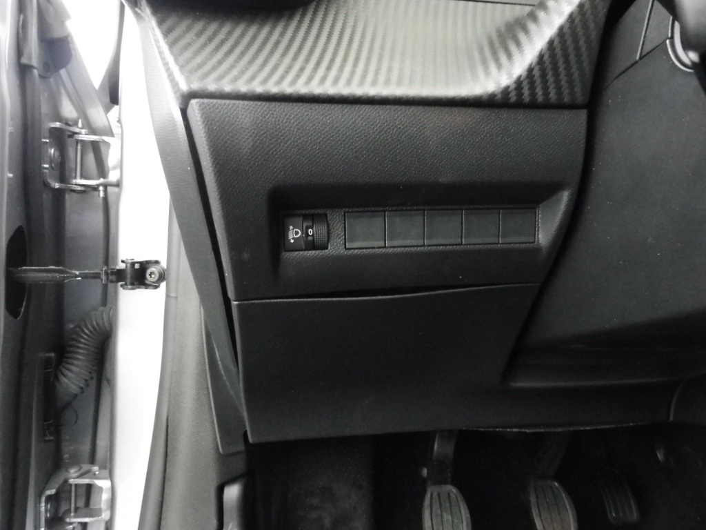 PEUGEOT 208 1.2 100CH S&S ALLURE - ref: 72665 - Photo 8
