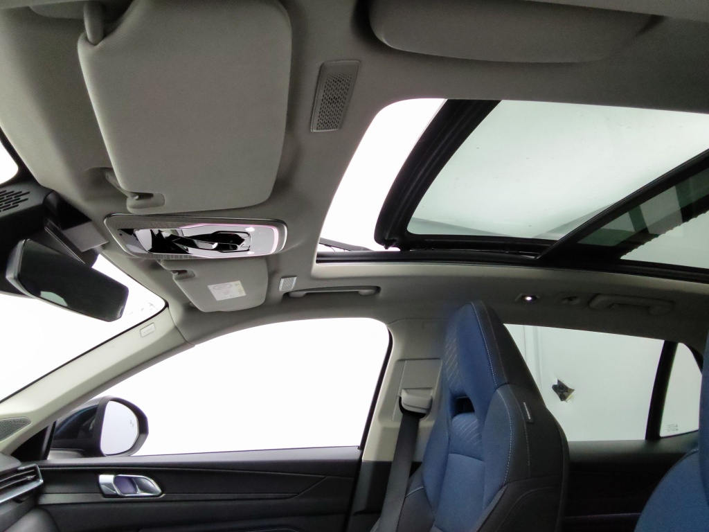 LYNK&CO 01 1.5 PHEV 261 - ref: 72743 - Photo 17