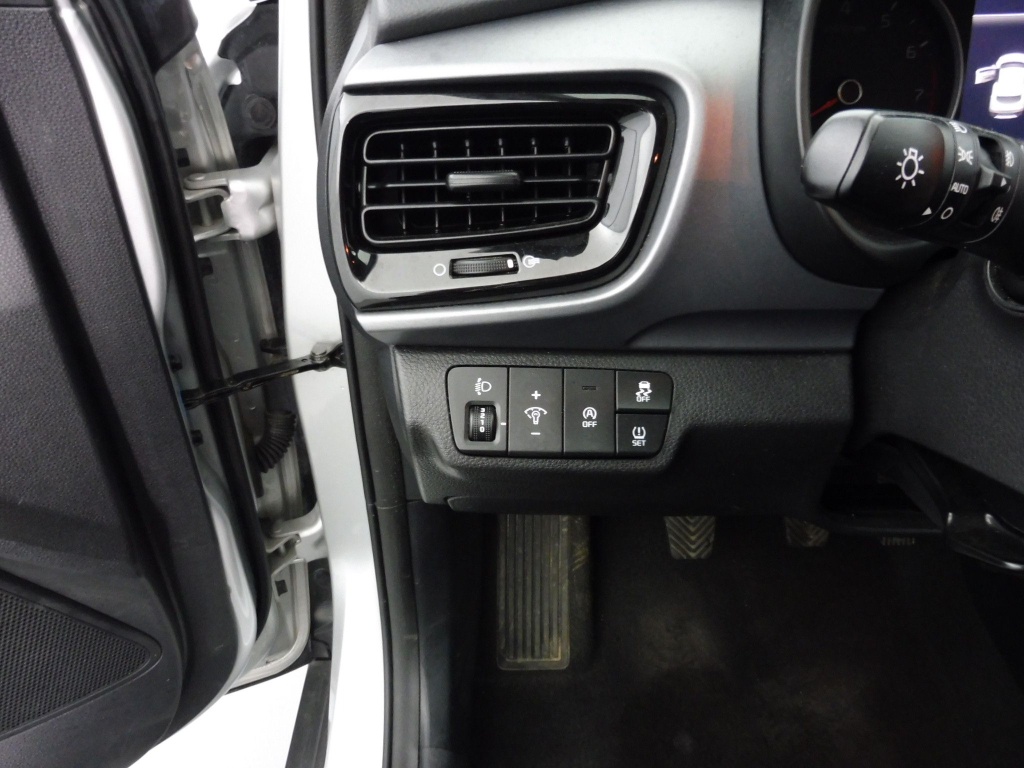 KIA Stonic 1.0 T-GDI 100urban - ref: 72826 - Photo 8