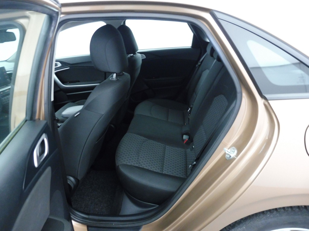 KIA Ceed 1.5 T-GDI 160champion - ref: 72920 - Photo 10