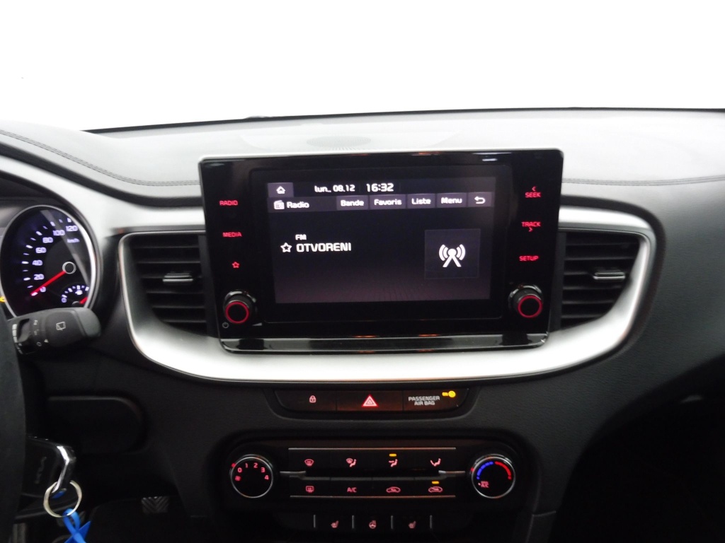 KIA Ceed 1.0 T-GDI 100edition 7 - ref: 72959 - Photo 13