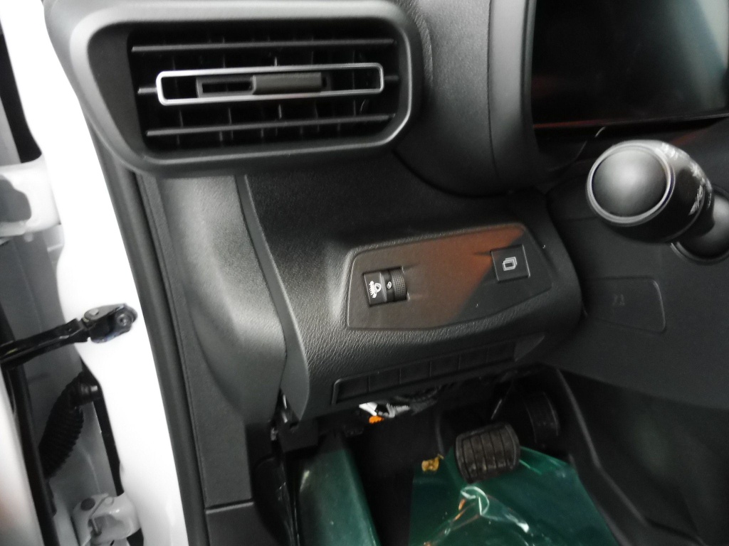 CITROEN Berlingo Van XL 950KG BLUEHDI 130CH S&S EAT8 - ref: 73177 - Photo 8