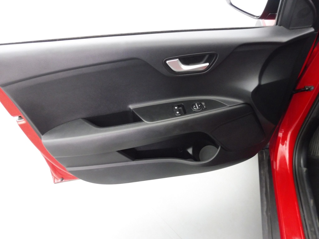 KIA Stonic 1.2 LX 84fun - ref: 73205 - Photo 16