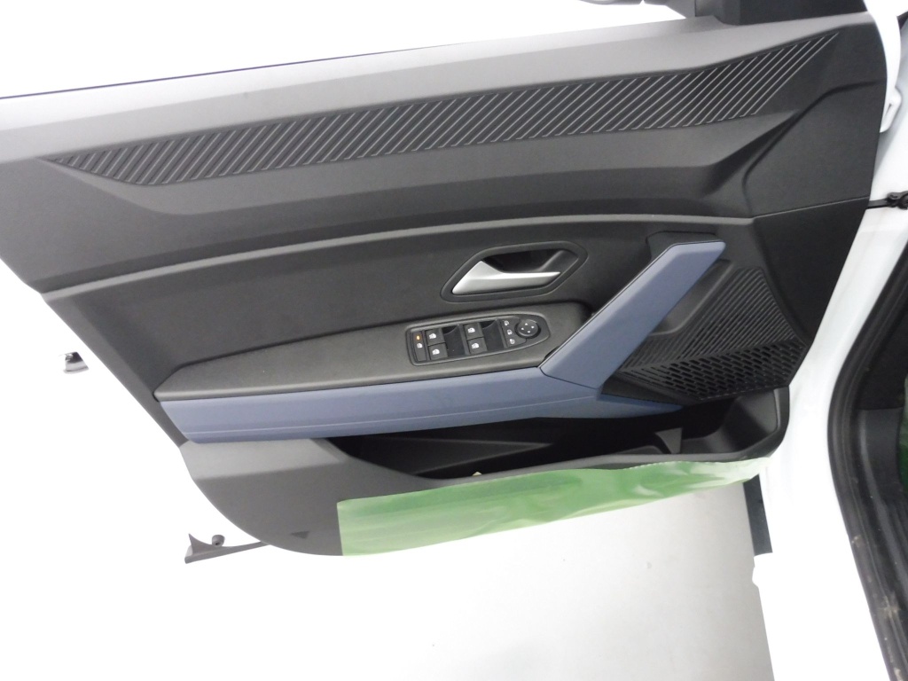 DACIA Duster 1.6 HYBRID 140CH JOURNEY - ref: 73250 - Photo 18