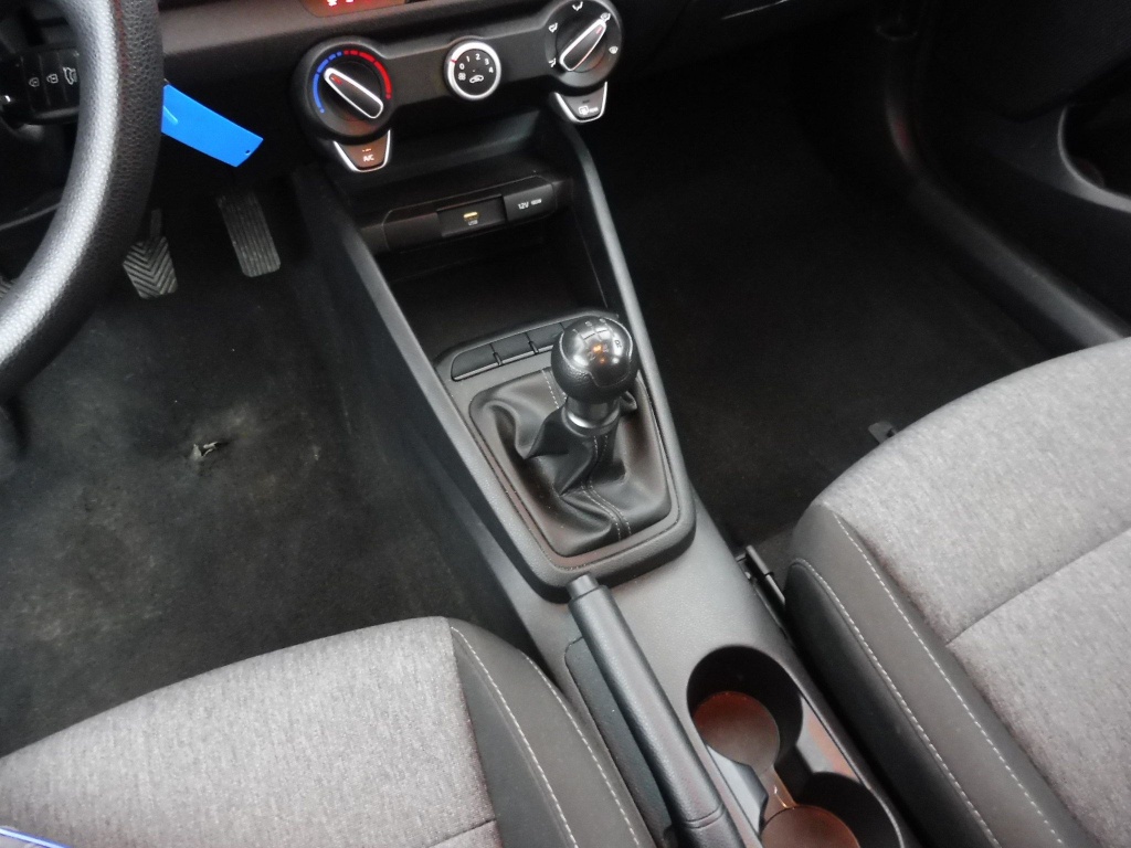 KIA Stonic 1.2 LX 84fun - ref: 73320 - Photo 12