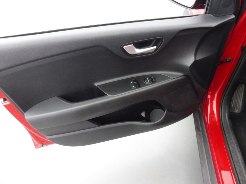 KIA Stonic 1.2 LX 84fun - ref: 73320 - Photo 16