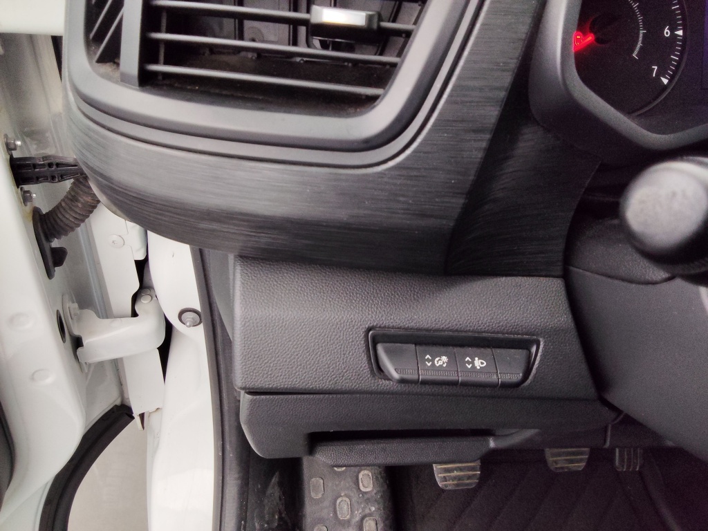 RENAULT Trafic Passenger L2 2.0 BLUE DCI 150CH S&S ZEN 9 PLACES - ref: 73324 - Photo 8