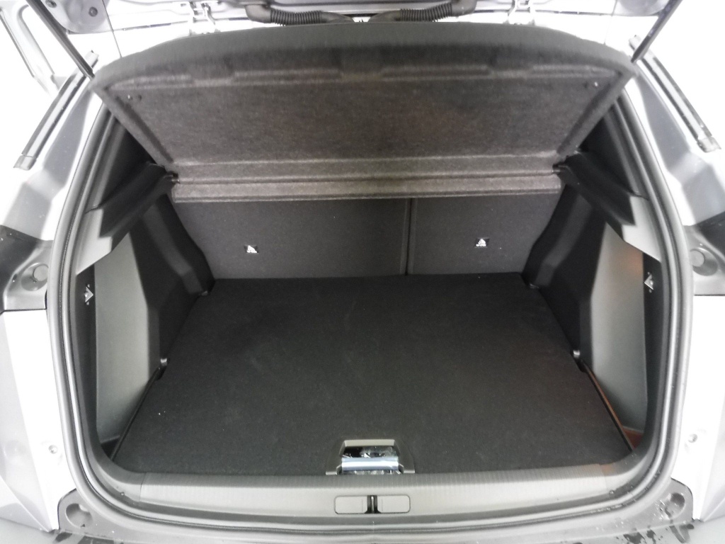 PEUGEOT 2008 1.2 HYBRID 145CH ALLURE E-DCS6 - ref: 73475 - Photo 11