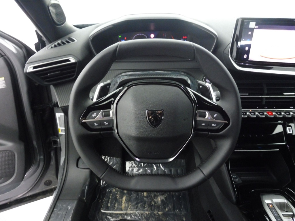 PEUGEOT 2008 1.2 HYBRID 145CH ALLURE E-DCS6 - ref: 73477 - Photo 17