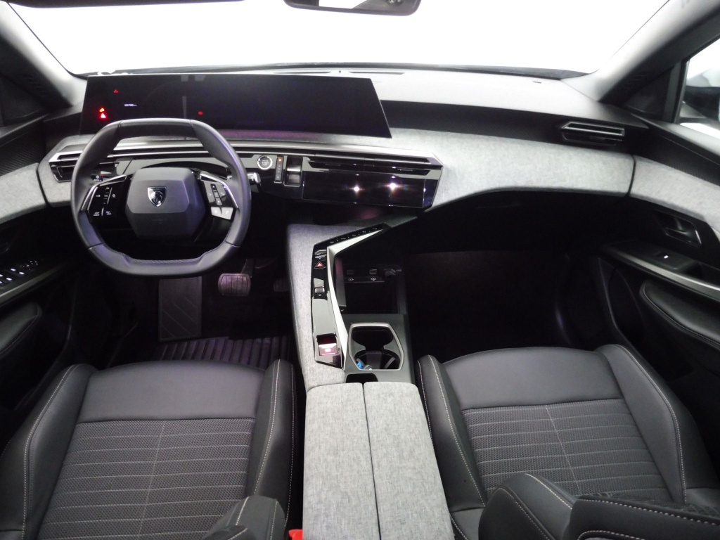 PEUGEOT 3008 1.2 HYBRID 145CH ALLURE E-DCS6 - ref: 73580 - Photo 16