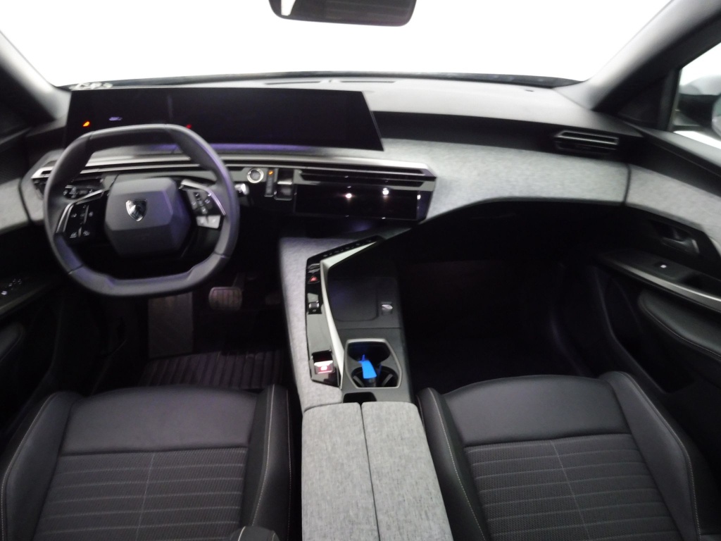 PEUGEOT 3008 1.2 HYBRID 145CH ALLURE E-DCS6 - ref: 73581 - Photo 16