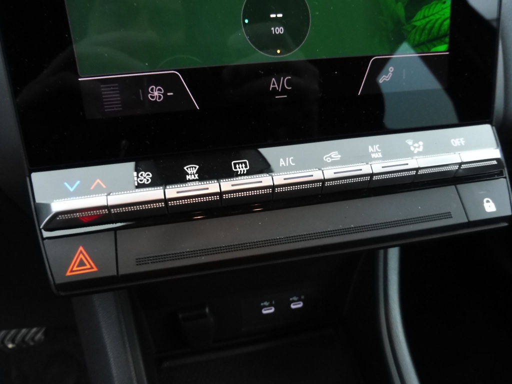 RENAULT Captur 1.6 E-TECH FULL HYBRID 145CH EVOLUTION - ref: 73999 - Photo 7