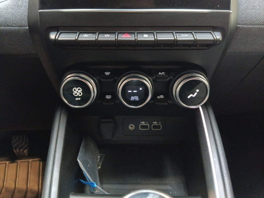 RENAULT Clio 1.0 TCE 90CH TECHNO - ref: 72405 - Photo 20