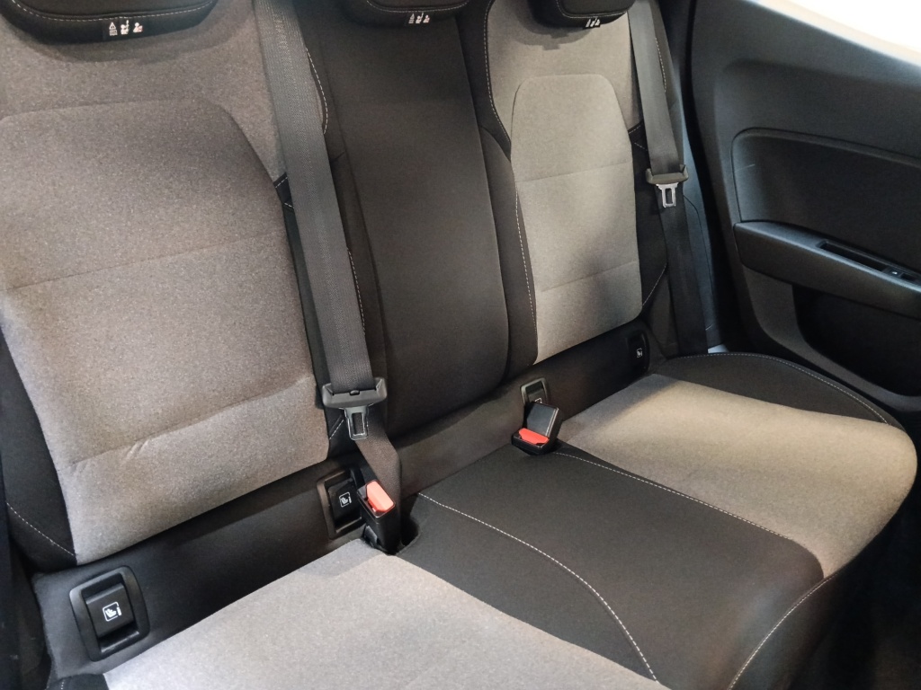 RENAULT Clio 1.5 BLUE DCI 100CH EVOLUTION GSR2 - ref: 72455 - Photo 18