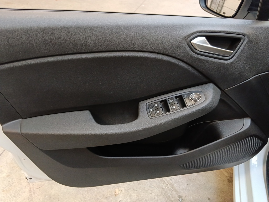 RENAULT Clio 1.5 BLUE DCI 100CH EVOLUTION GSR2 - ref: 72489 - Photo 11