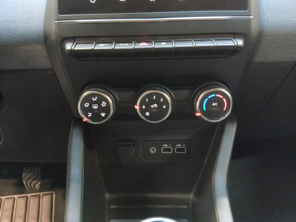 RENAULT Clio 1.5 BLUE DCI 100CH EVOLUTION GSR2 - ref: 72489 - Photo 20