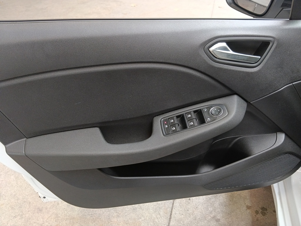 RENAULT Clio 1.5 BLUE DCI 100CH EVOLUTION GSR2 - ref: 72567 - Photo 11