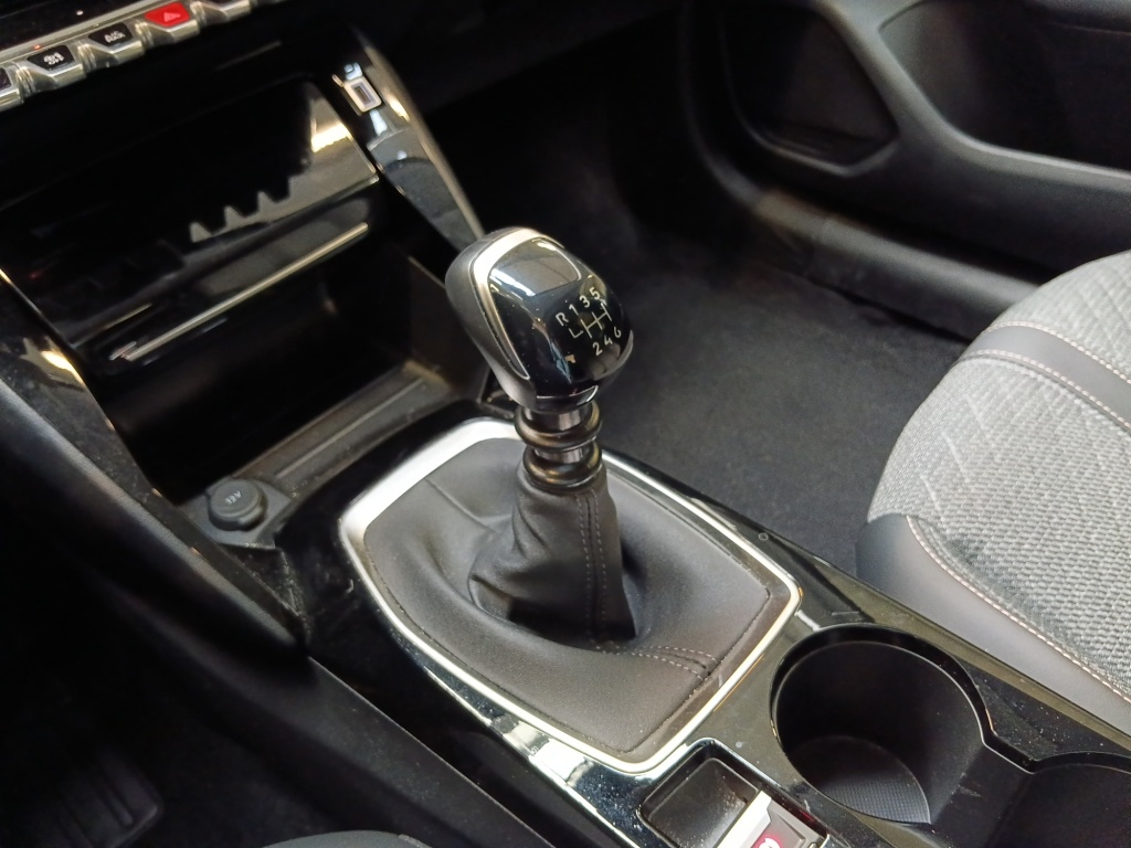 PEUGEOT 208 1.2 100CH S&S ALLURE - ref: 72627 - Photo 15