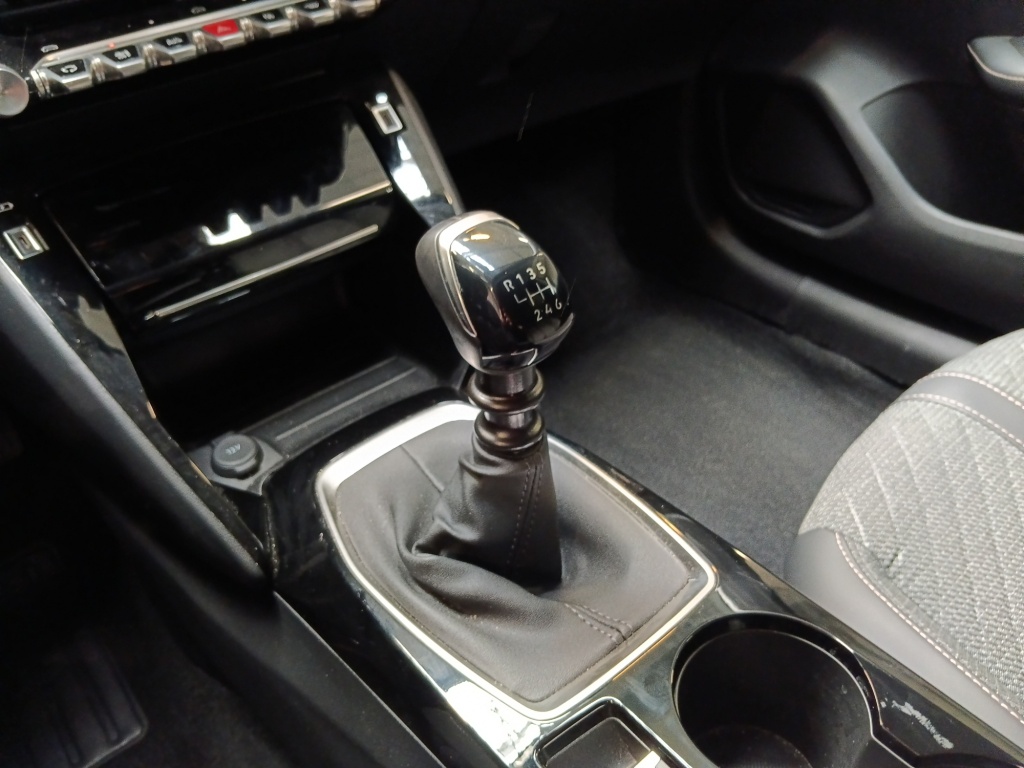 PEUGEOT 208 1.2 100CH S&S ALLURE - ref: 72664 - Photo 15