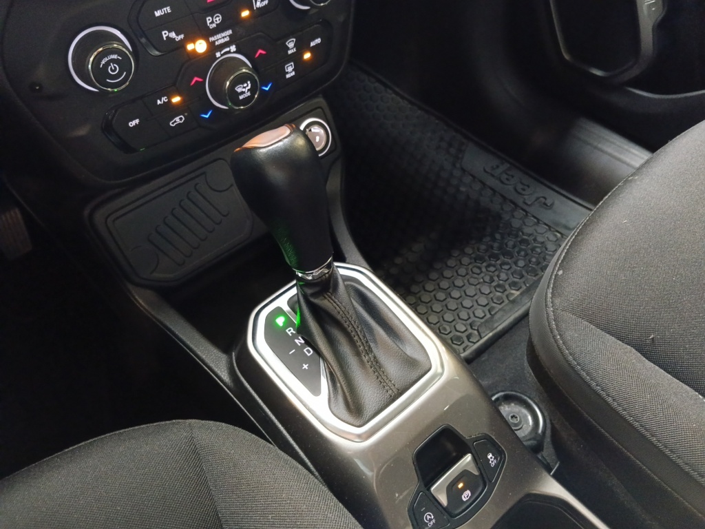 JEEP Renegade 1.3 TURBO 150 DCTlimited - ref: 73142 - Photo 15