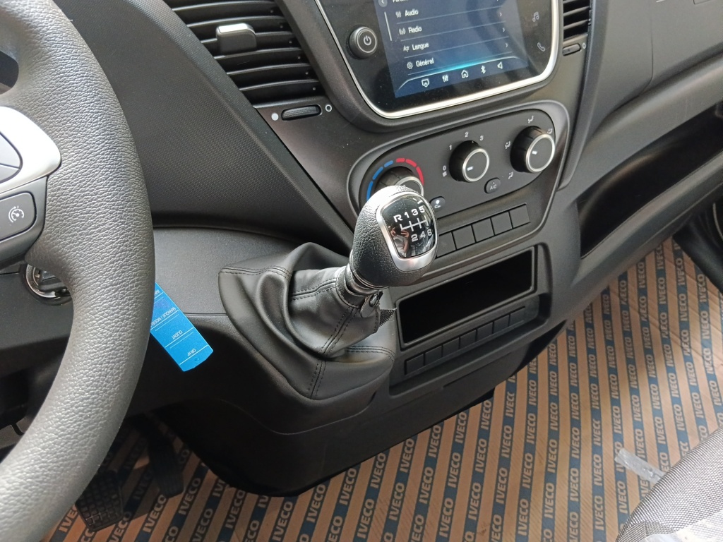 IVECO Daily 35S18 3.0 V16 H2 180CV - ref: 73531 - Photo 15