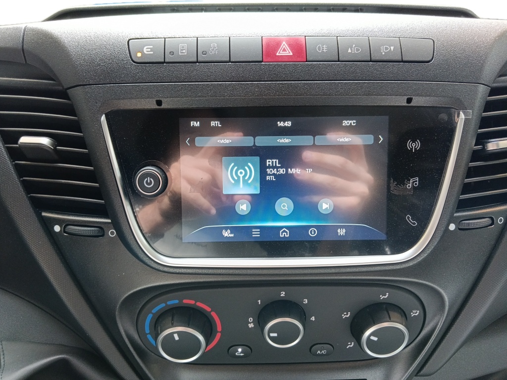 IVECO Daily 35S18 3.0 V16 H2 180CV - ref: 73531 - Photo 17