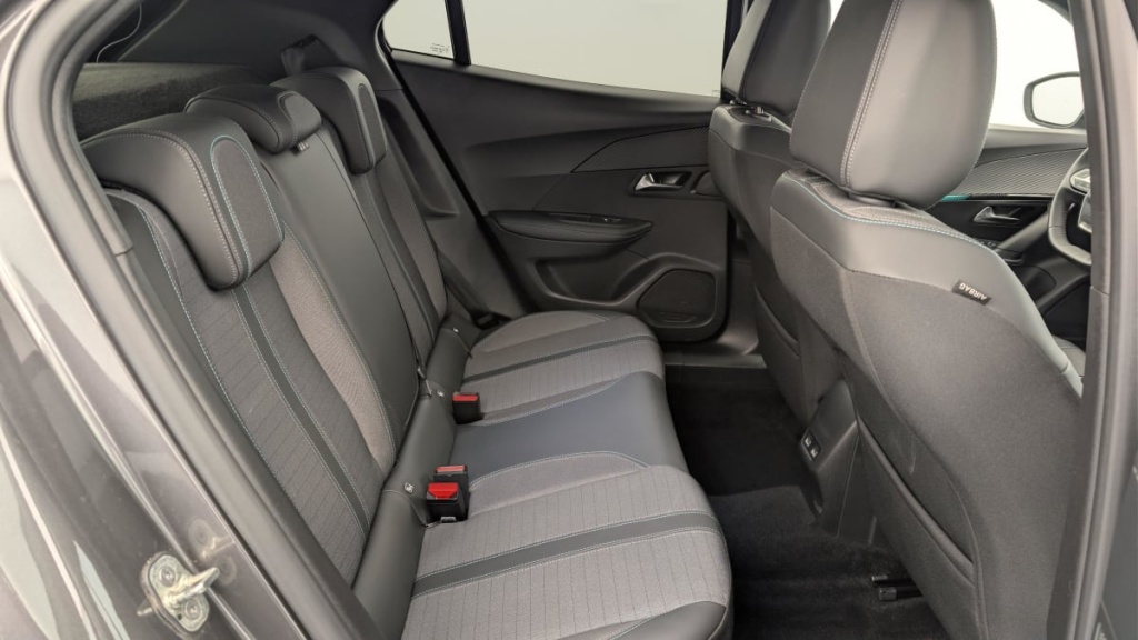 PEUGEOT 2008 PureTech 130 S S BVM6 Allure - ref: 1-292399 - Photo 10