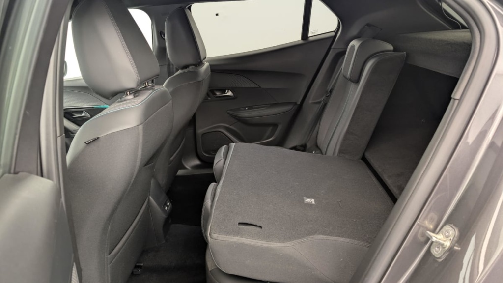 PEUGEOT 2008 PureTech 130 S S BVM6 Allure - ref: 1-292399 - Photo 12