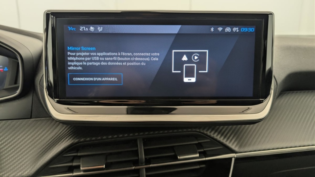 PEUGEOT 2008 PureTech 100 S S BVM6 Allure - ref: 1-313184 - Photo 18