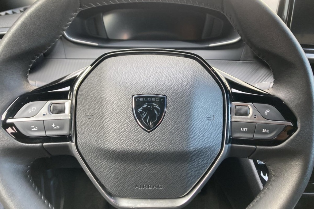PEUGEOT 2008 PureTech 100 S S BVM6 Allure - ref: 1-313185 - Photo 15