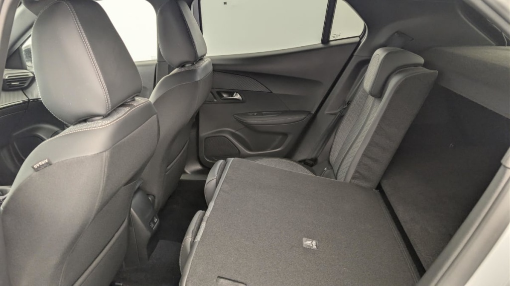 PEUGEOT 2008 PureTech 100 S S BVM6 Allure - ref: 1-313187 - Photo 12