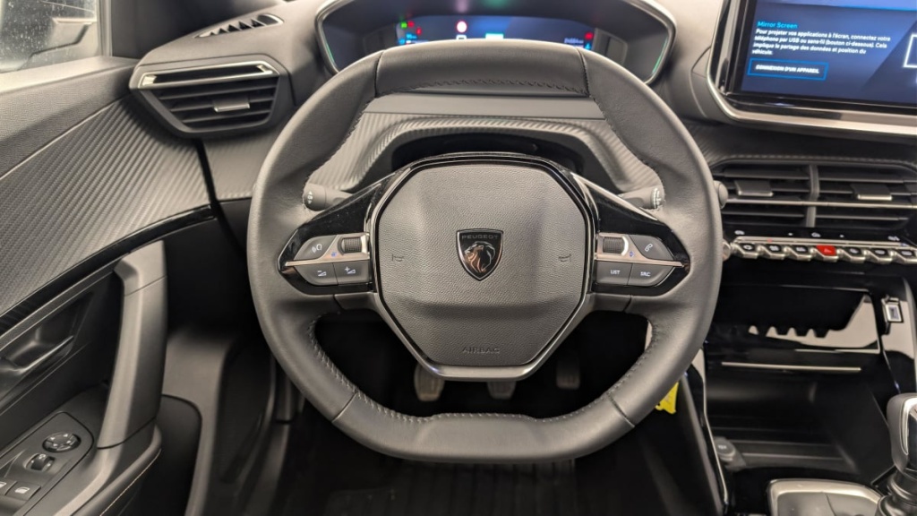 PEUGEOT 2008 PureTech 100 S S BVM6 Allure - ref: 1-313187 - Photo 14