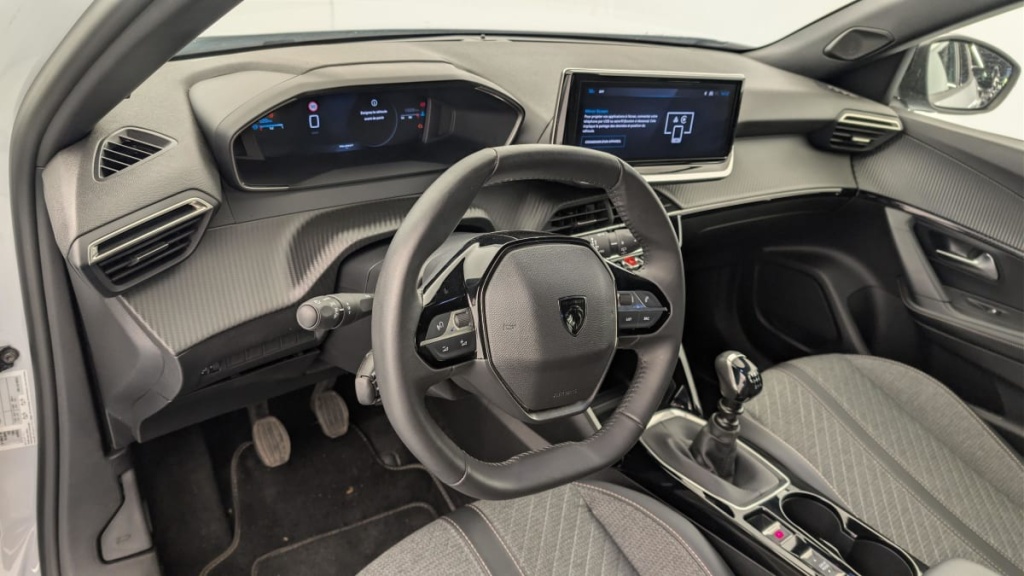 PEUGEOT 2008 PureTech 100 S S BVM6 Allure - ref: 1-313189 - Photo 15