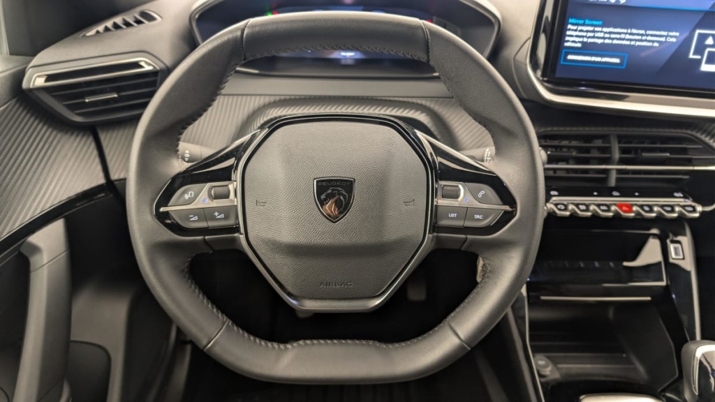 PEUGEOT 2008 PureTech 100 S S BVM6 Allure - ref: 1-313192 - Photo 14