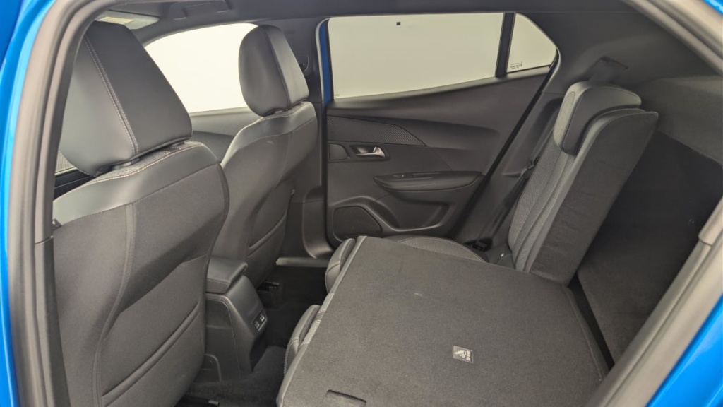 PEUGEOT 2008 PureTech 100 S S BVM6 Allure - ref: 1-313238 - Photo 18