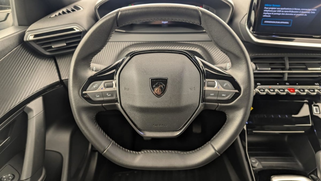 PEUGEOT 2008 PureTech 100 S S BVM6 Allure - ref: 1-313238 - Photo 20