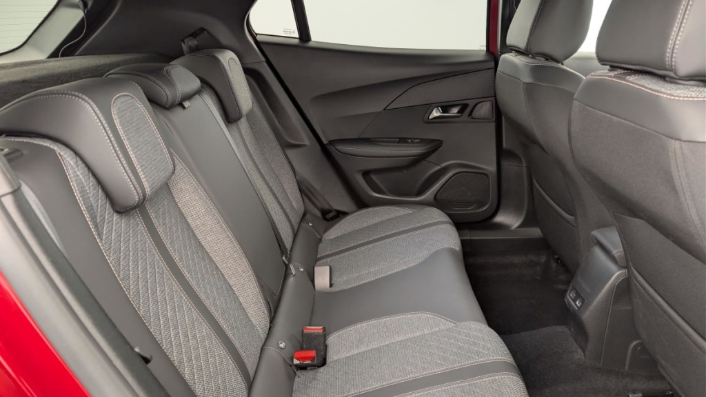 PEUGEOT 2008 PureTech 100 S S BVM6 Allure - ref: 1-313239 - Photo 10