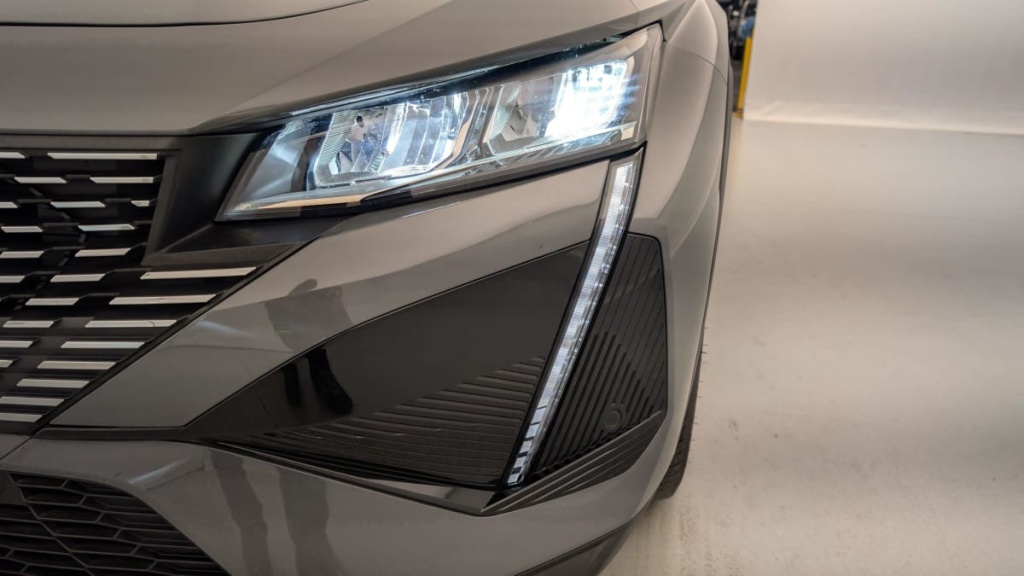 PEUGEOT 408 PureTech 130 ch S S EAT8 Allure - ref: 1-320675 - Photo 20