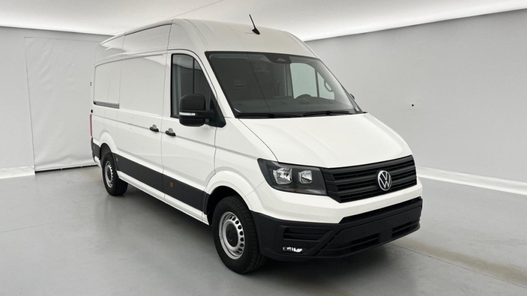 VOLKSWAGEN Crafter 35 L3H3 2.0 TDI 140 CH BUSINESS - ref: 1-320806 - Photo 1