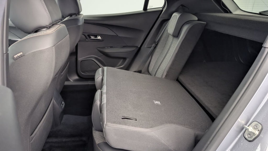 PEUGEOT 2008 PureTech 100 S S BVM6 Allure - ref: 1-320947 - Photo 10