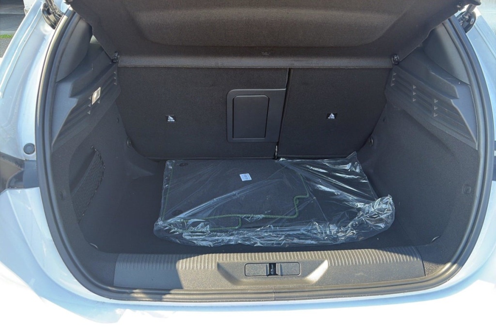 PEUGEOT 308 BlueHDi 130ch S S EAT8 GT - ref: 1-325140 - Photo 9