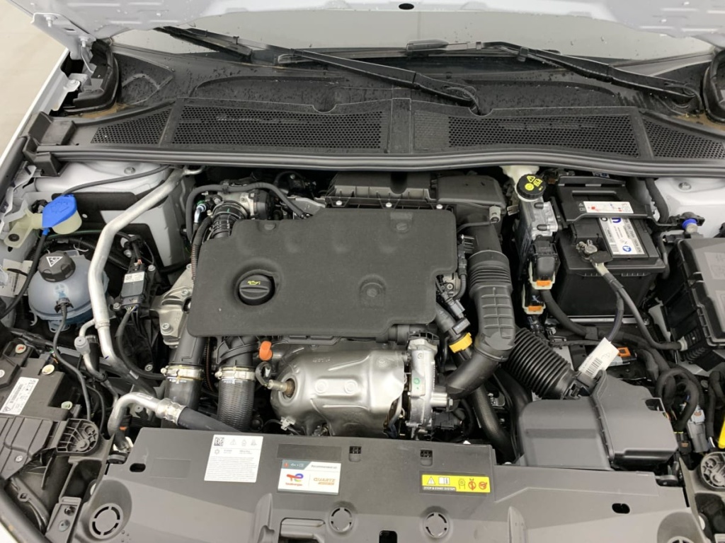 PEUGEOT 308 BlueHDi 130ch S S EAT8 GT - ref: 1-325666 - Photo 19
