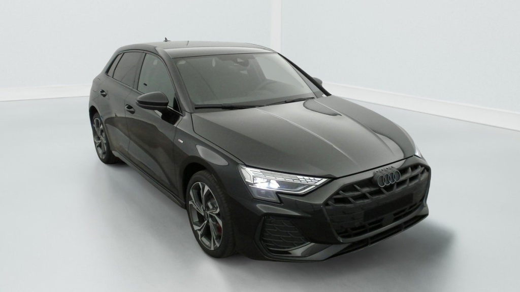 AUDI A3 SPORTBACK NOUVELLE 45 TFSI E HYBRIDE RECHARGEABLE 272 S TRONIC 6 S LINE - ref: 1-326813 - Photo 1