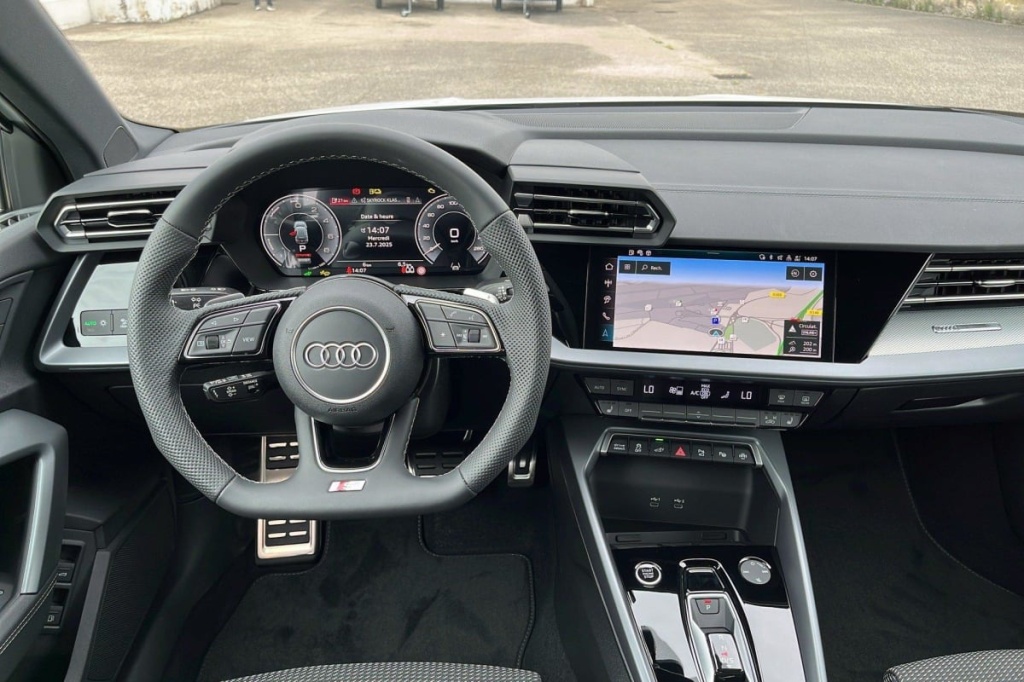 AUDI A3 SPORTBACK NOUVELLE 45 TFSI E HYBRIDE RECHARGEABLE 272 S TRONIC 6 S LINE - ref: 1-326827 - Photo 13