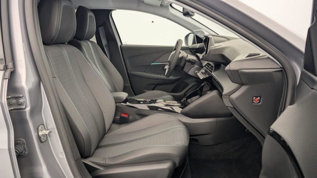 PEUGEOT 208 ELECTRIQUE 50 KWH 136CH ALLURE - ref: 1-328471 - Photo 7