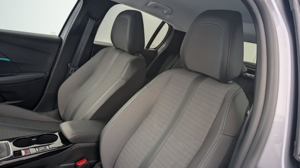 PEUGEOT 208 PureTech 100 S S BVM6 Allure Pack - ref: 1-329790 - Photo 16