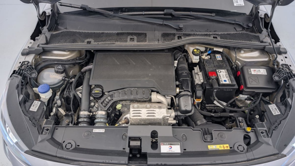 PEUGEOT 208 PureTech 100 S S BVM6 Allure Pack - ref: 1-329790 - Photo 20