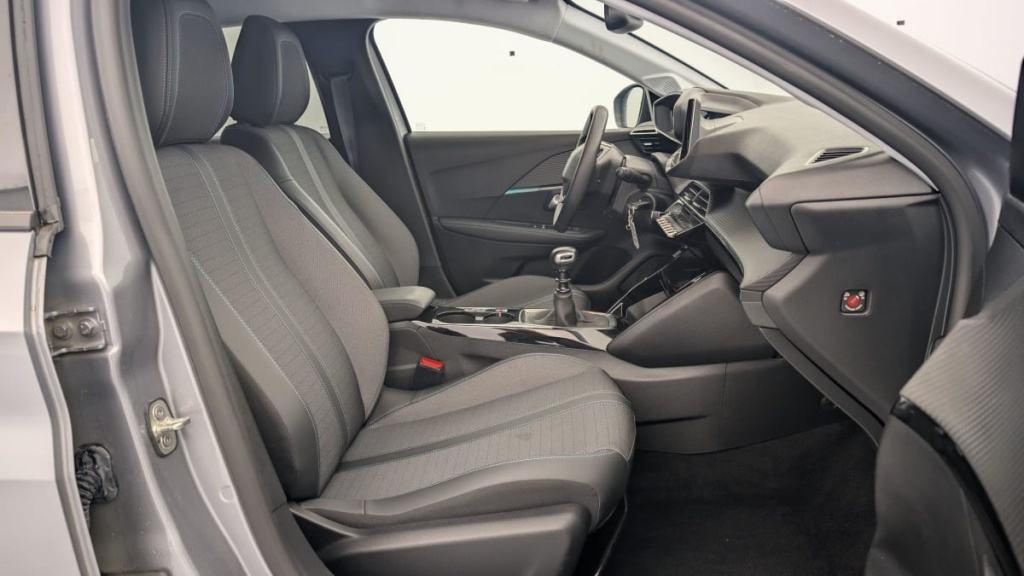 PEUGEOT 208 PureTech 100 S S BVM6 Allure Pack - ref: 1-329790 - Photo 9