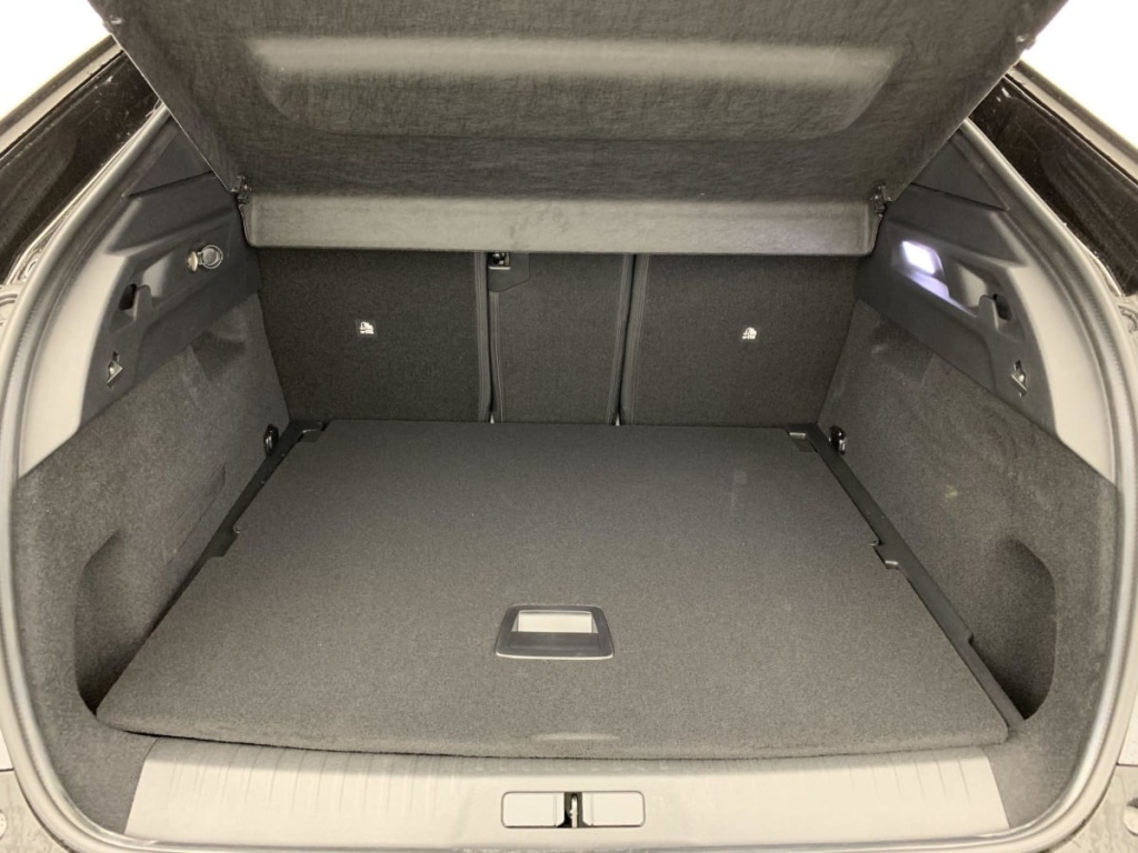 PEUGEOT 3008 Hybrid 145 e-DCS6 GT - ref: 1-330285 - Photo 11